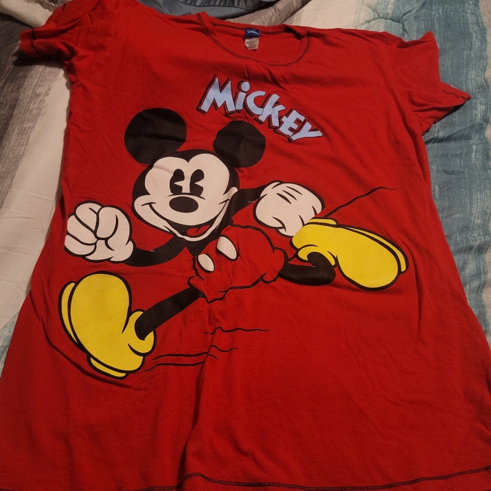 Disney Mickey onsize fits most night shirt